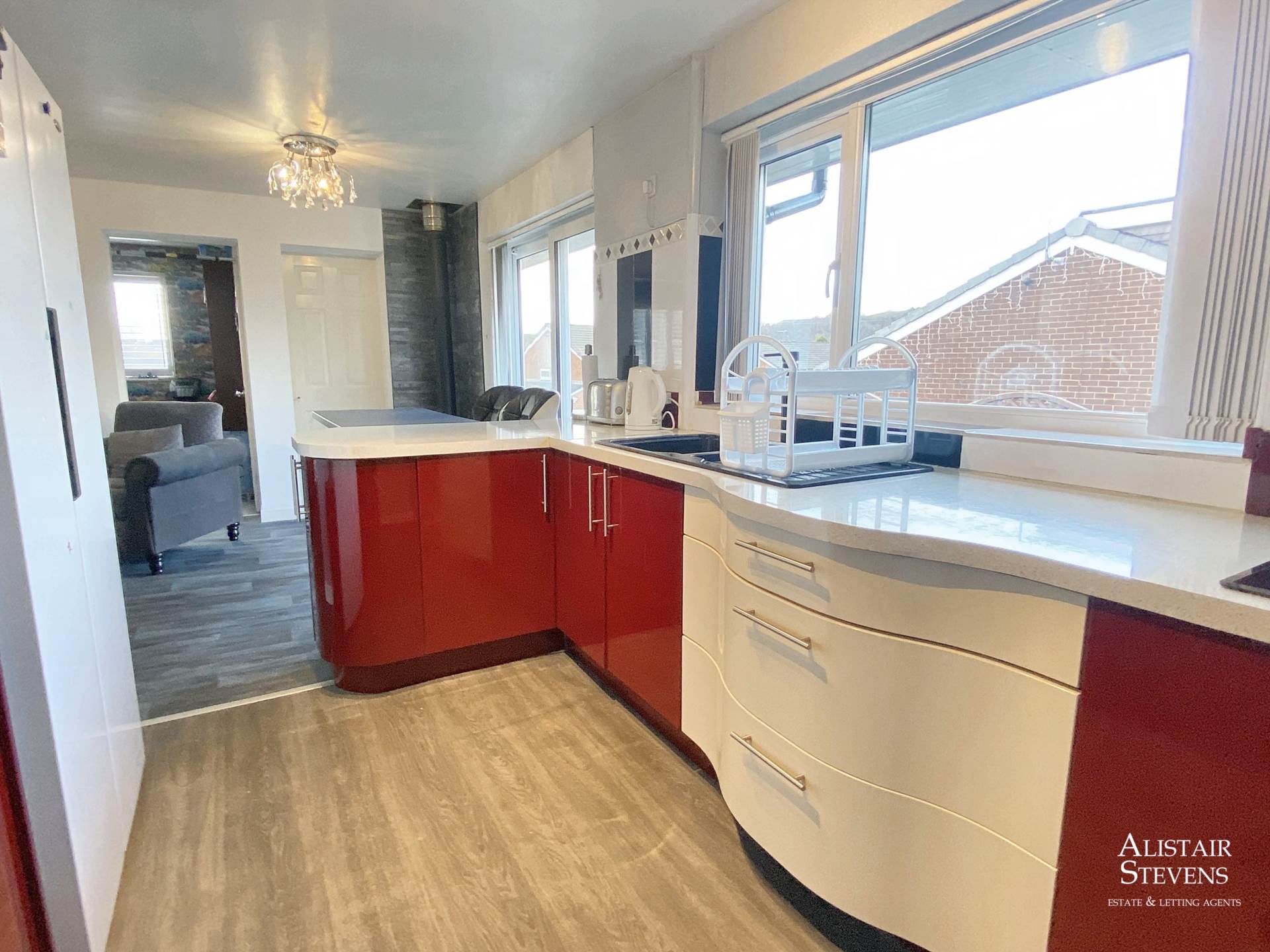 Arley Drive, Shaw, Image 5