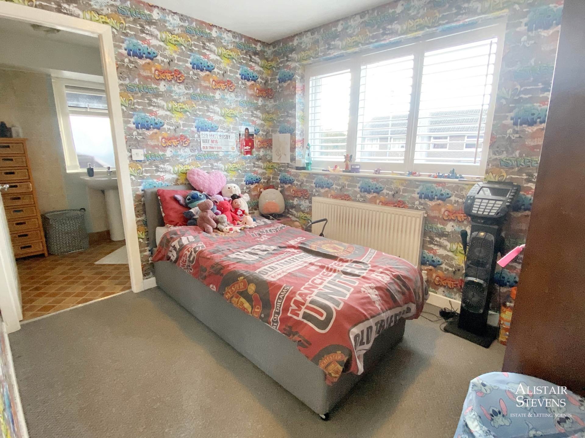 Arley Drive, Shaw, Image 9