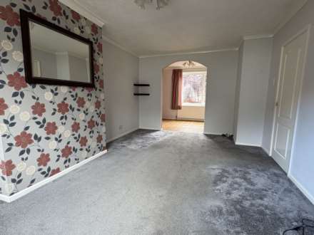Turfland Avenue, Royton, Image 2