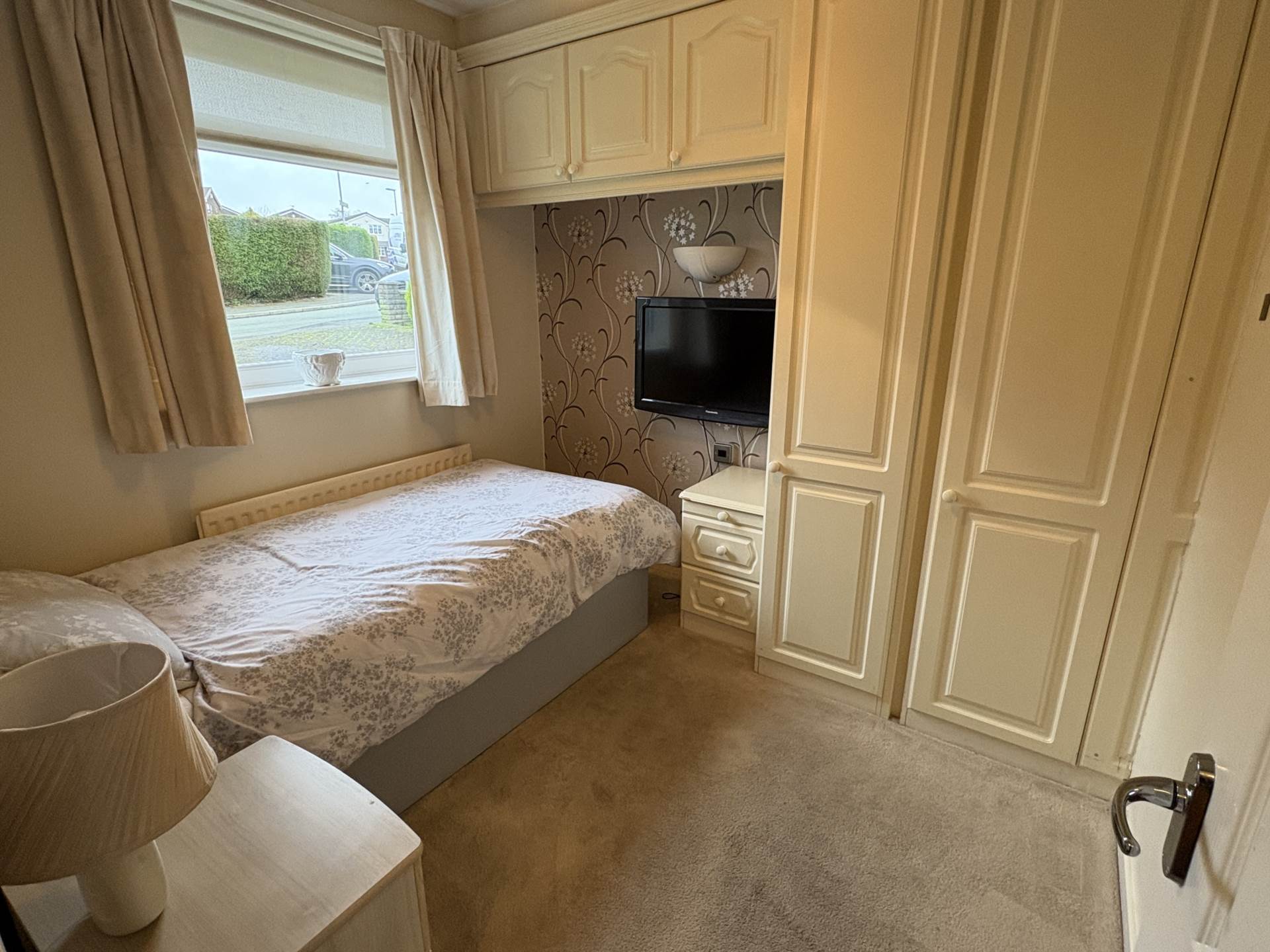 Rakewood Drive, Moorside, Image 10