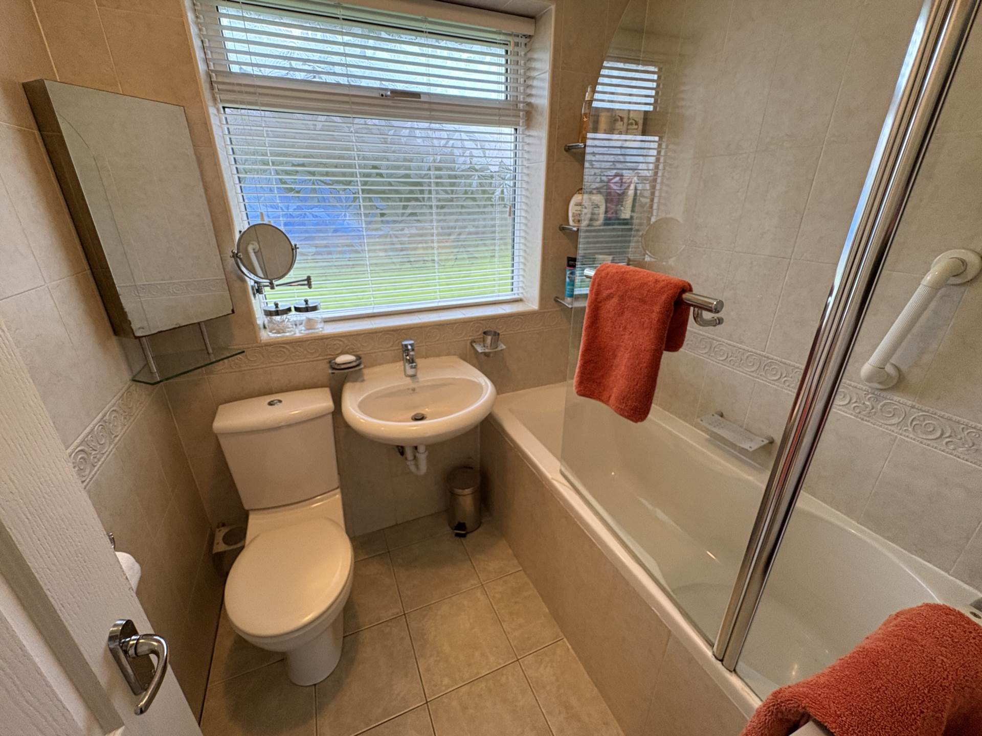 Rakewood Drive, Moorside, Image 12