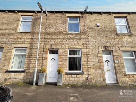 4 Bedroom Terrace, Mosshey Street, Shaw