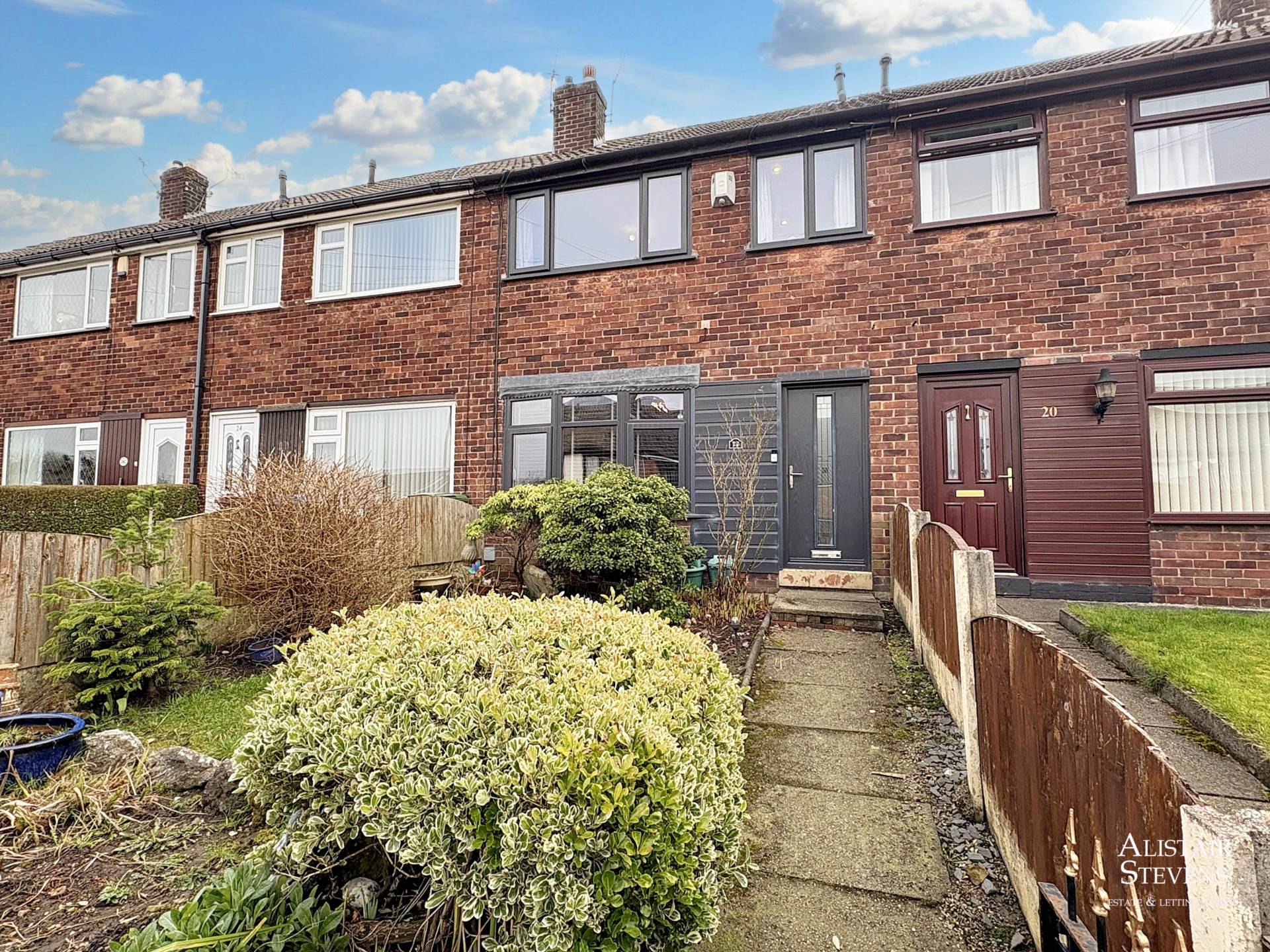 Turf Close, Royton, Image 1