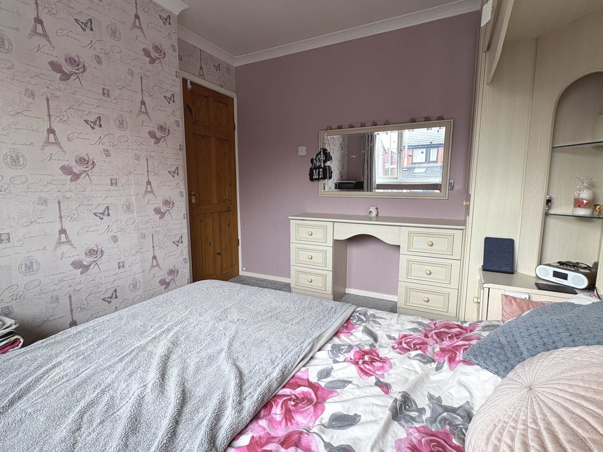 Turf Close, Royton, Image 10