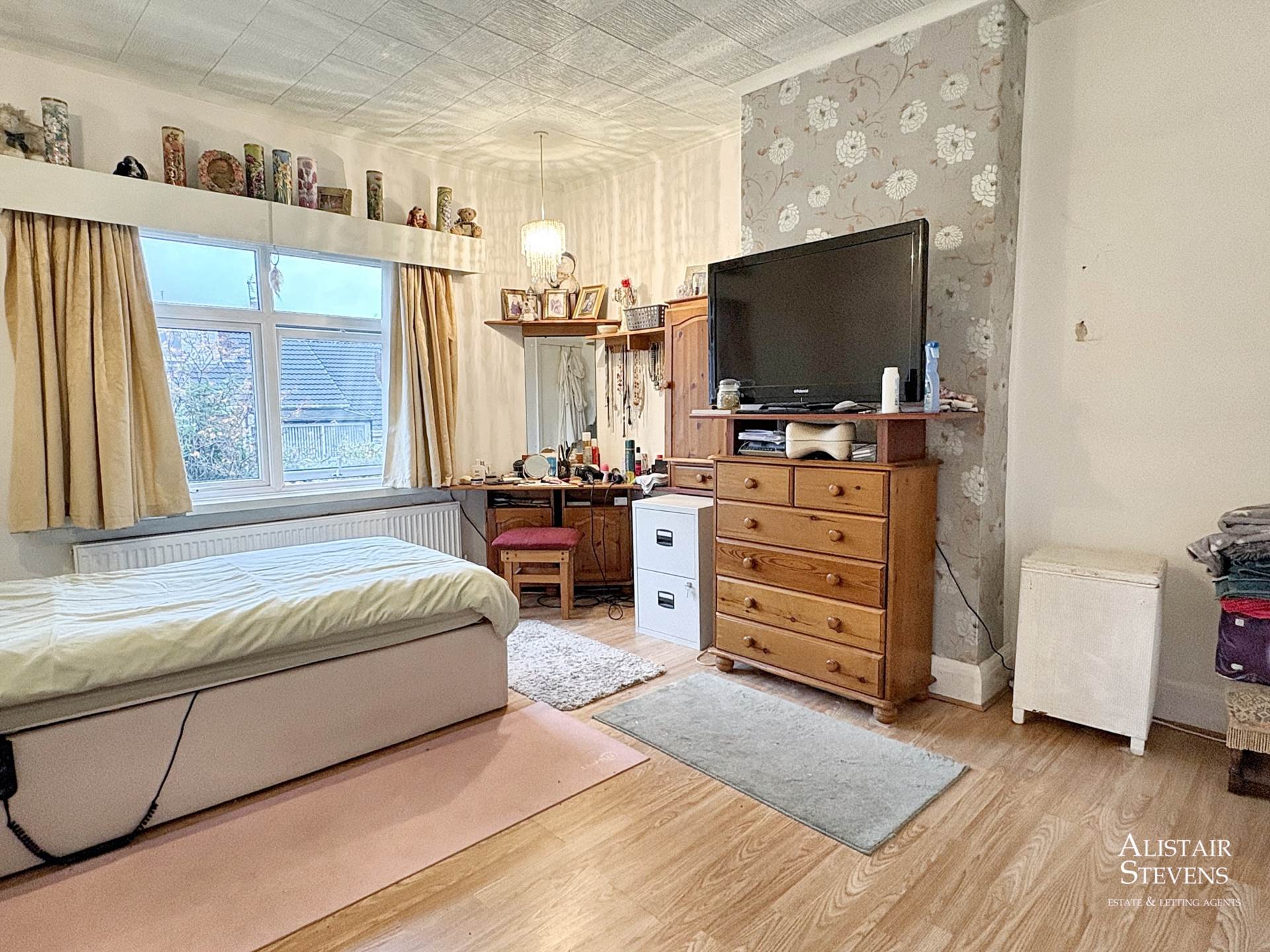 Highbarn Street, Royton, Image 8