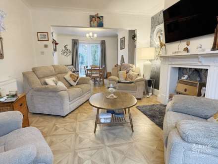 Highbarn Street, Royton, Image 4