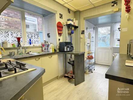 Highbarn Street, Royton, Image 7