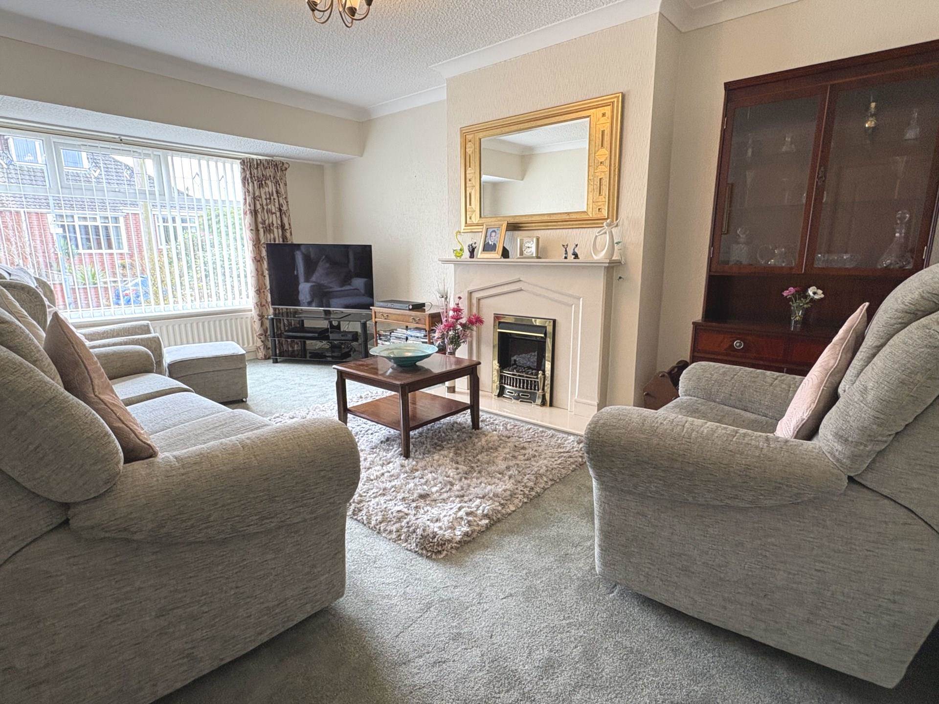 Regent Crescent, Royton, Image 2