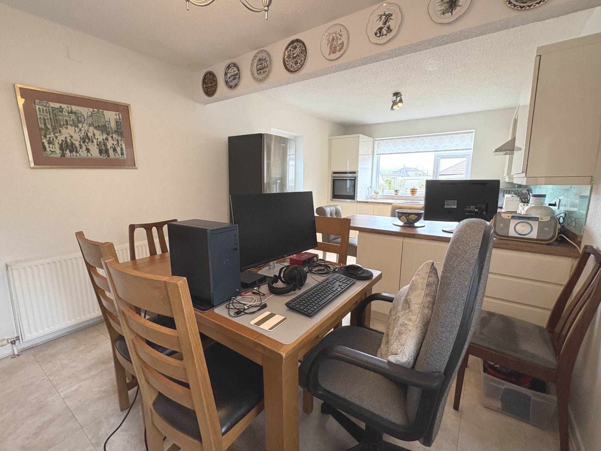 Regent Crescent, Royton, Image 6
