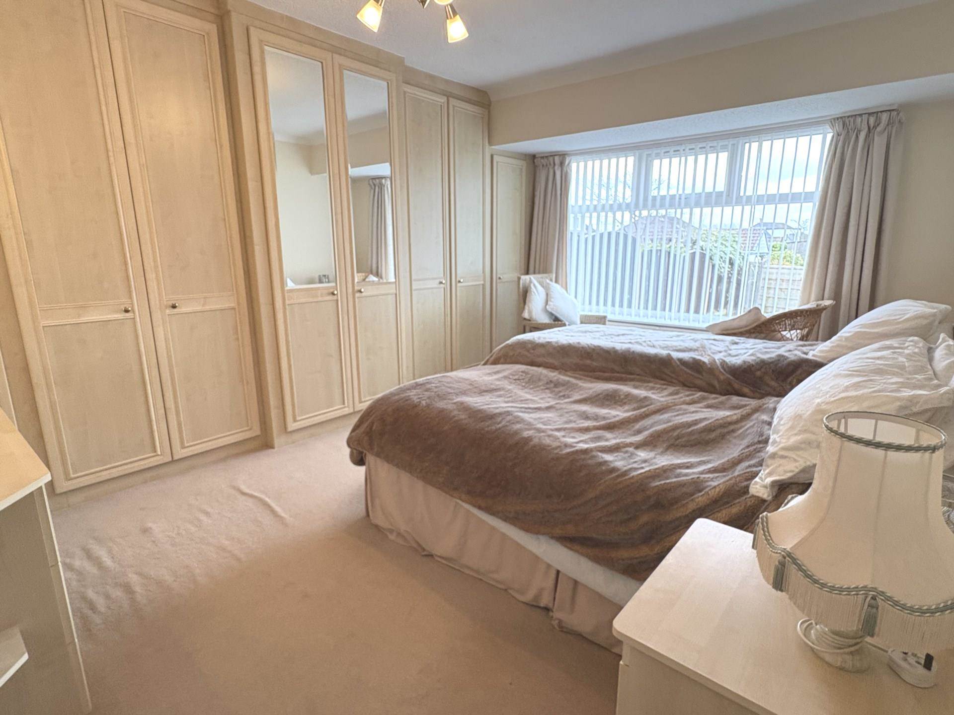 Regent Crescent, Royton, Image 8