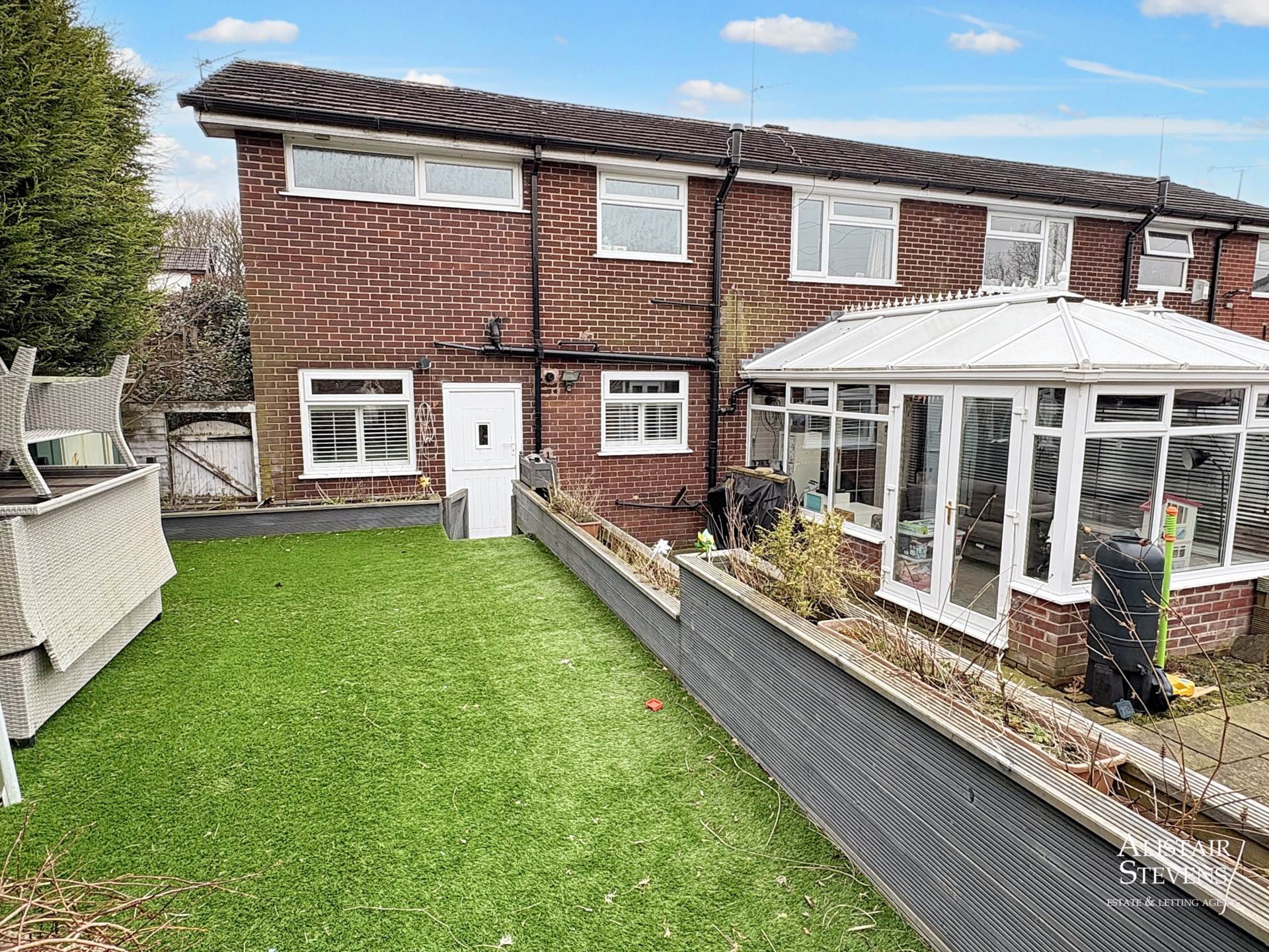 Cemetery Road, Royton, Image 24
