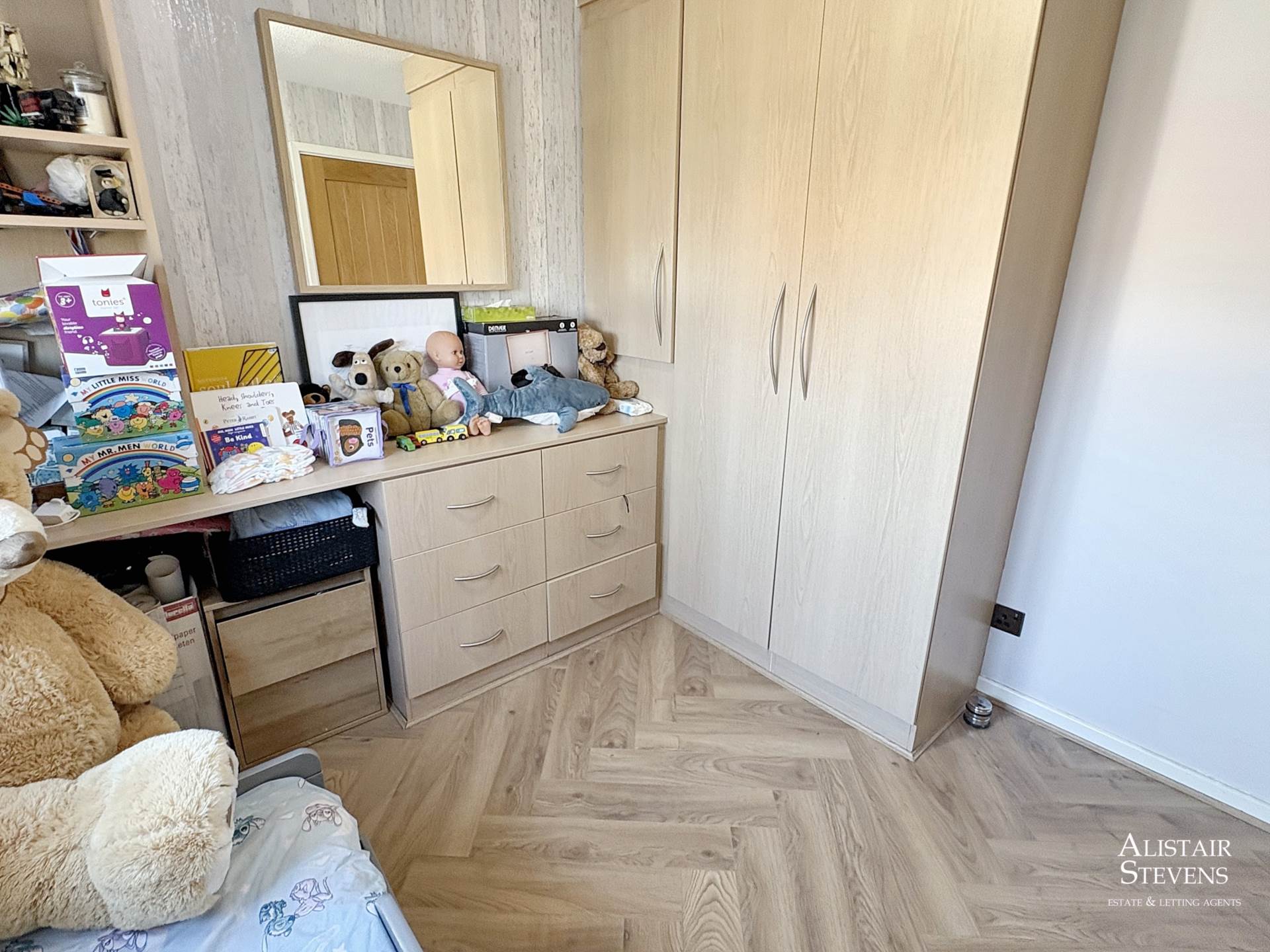 Holme Crescent, Oldham, Image 16