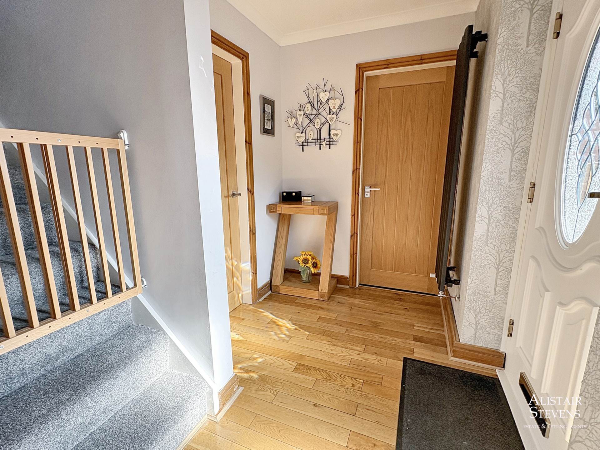 Holme Crescent, Oldham, Image 2
