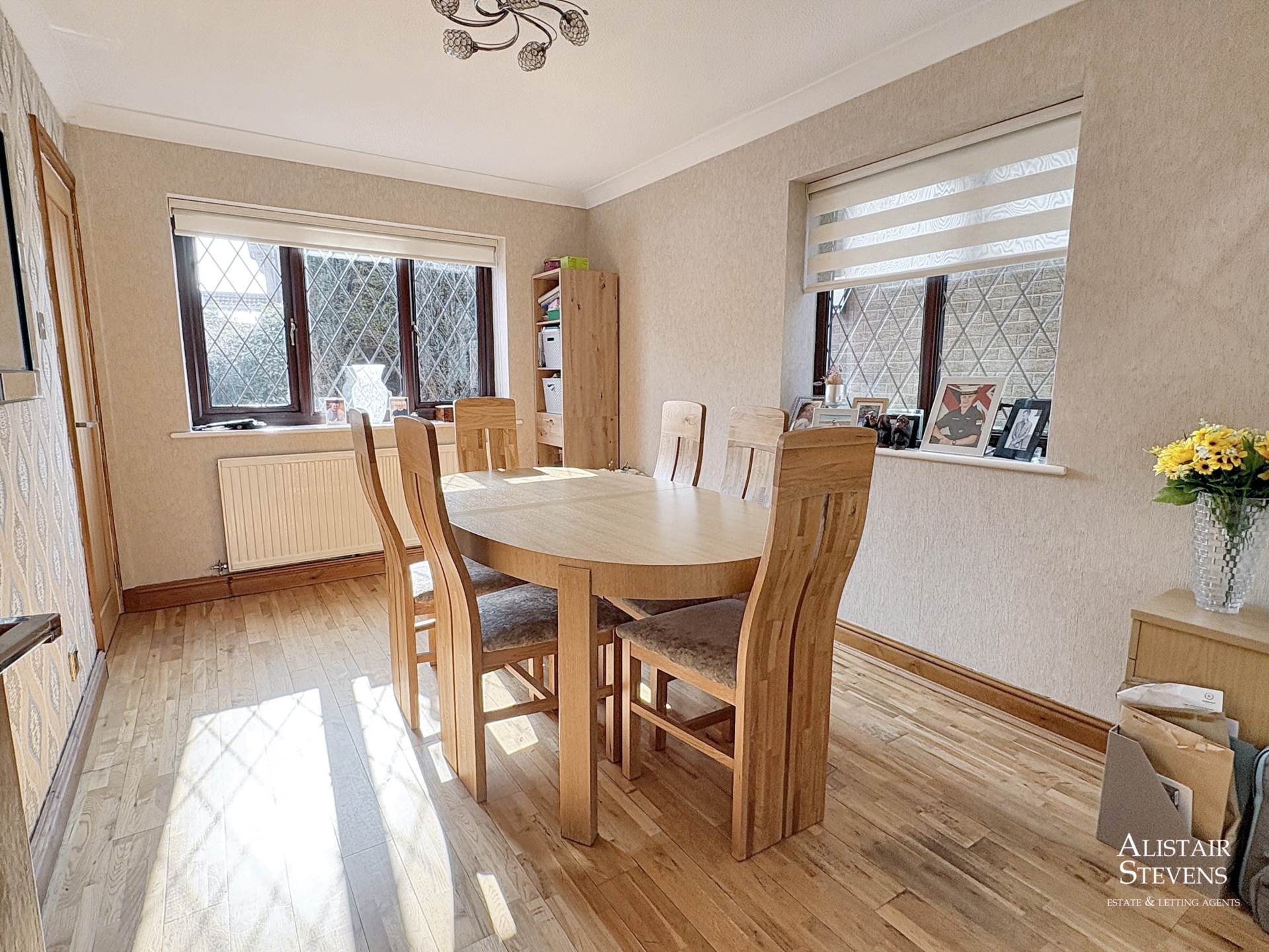 Holme Crescent, Oldham, Image 7
