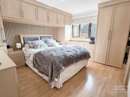 Holme Crescent, Oldham, Image 12