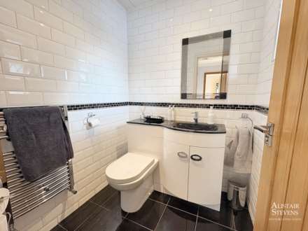 Holme Crescent, Oldham, Image 4