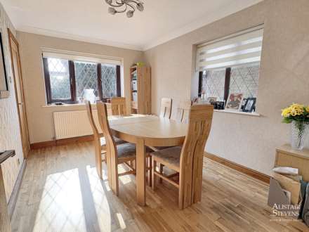 Holme Crescent, Oldham, Image 7