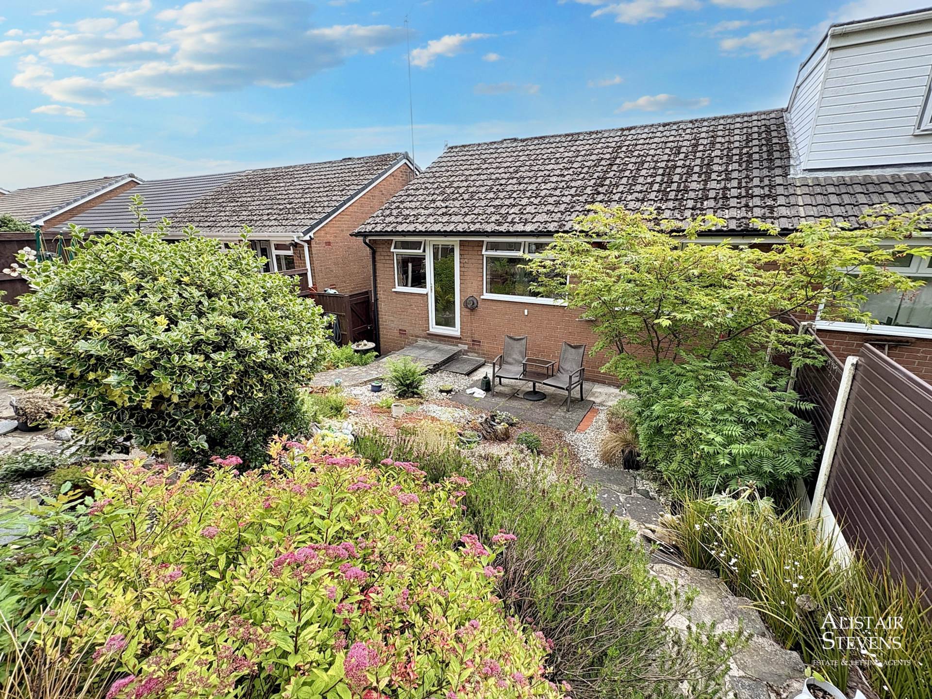 Higher Rise, High Crompton, Image 18