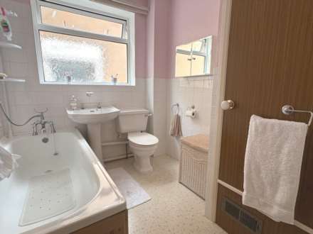 Higher Rise, High Crompton, Image 16