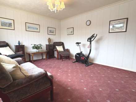 Higher Rise, High Crompton, Image 2