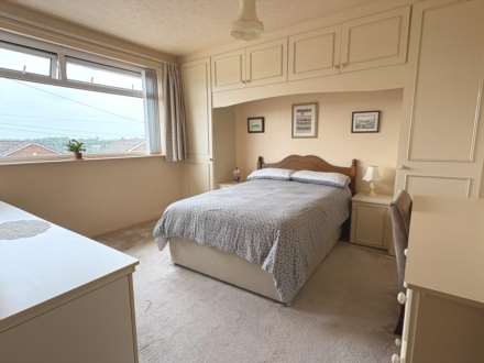 Higher Rise, High Crompton, Image 9