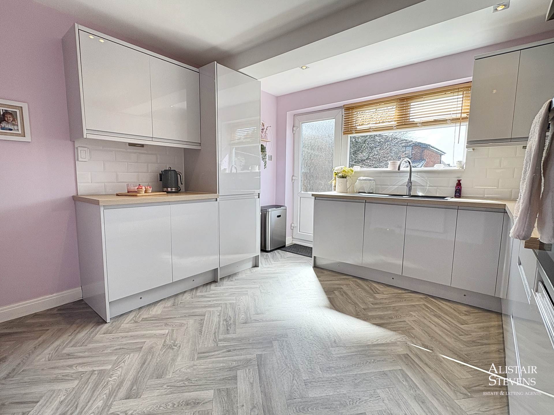 Burnley Lane, Chadderton, Image 7