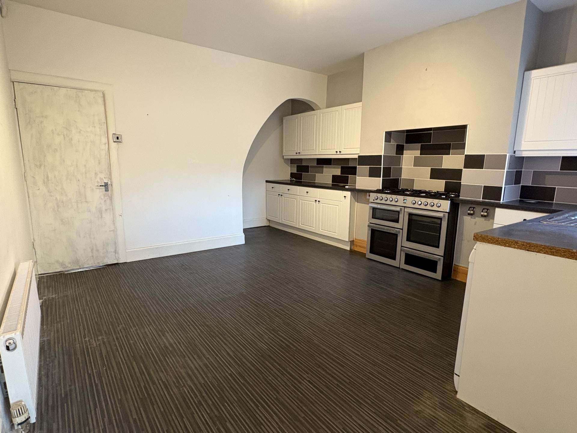 Oak Street, Shaw, Image 5