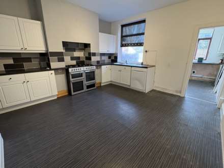 Oak Street, Shaw, Image 3