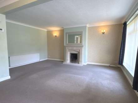 Alpine Drive, Royton, Image 3