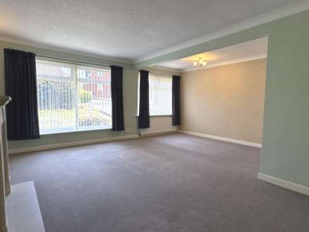 Alpine Drive, Royton, Image 4
