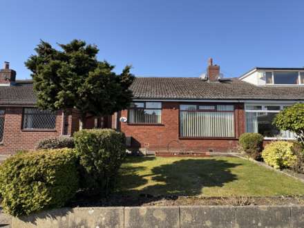 2 Bedroom Semi-Detached Bungalow, Farrowdale Avenue, Shaw