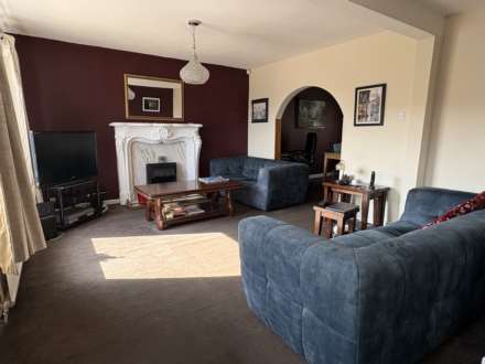 Beechwood Drive, Royton, Image 2