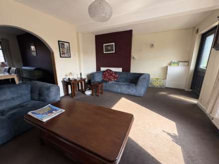 Beechwood Drive, Royton, Image 4