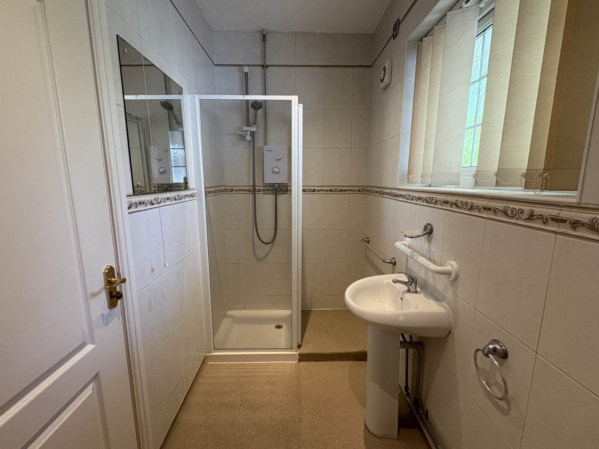 Midge Hall Drive, Bamford, Image 19