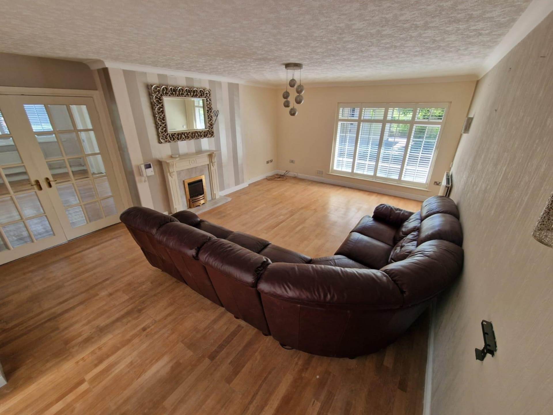 Midge Hall Drive, Bamford, Image 5