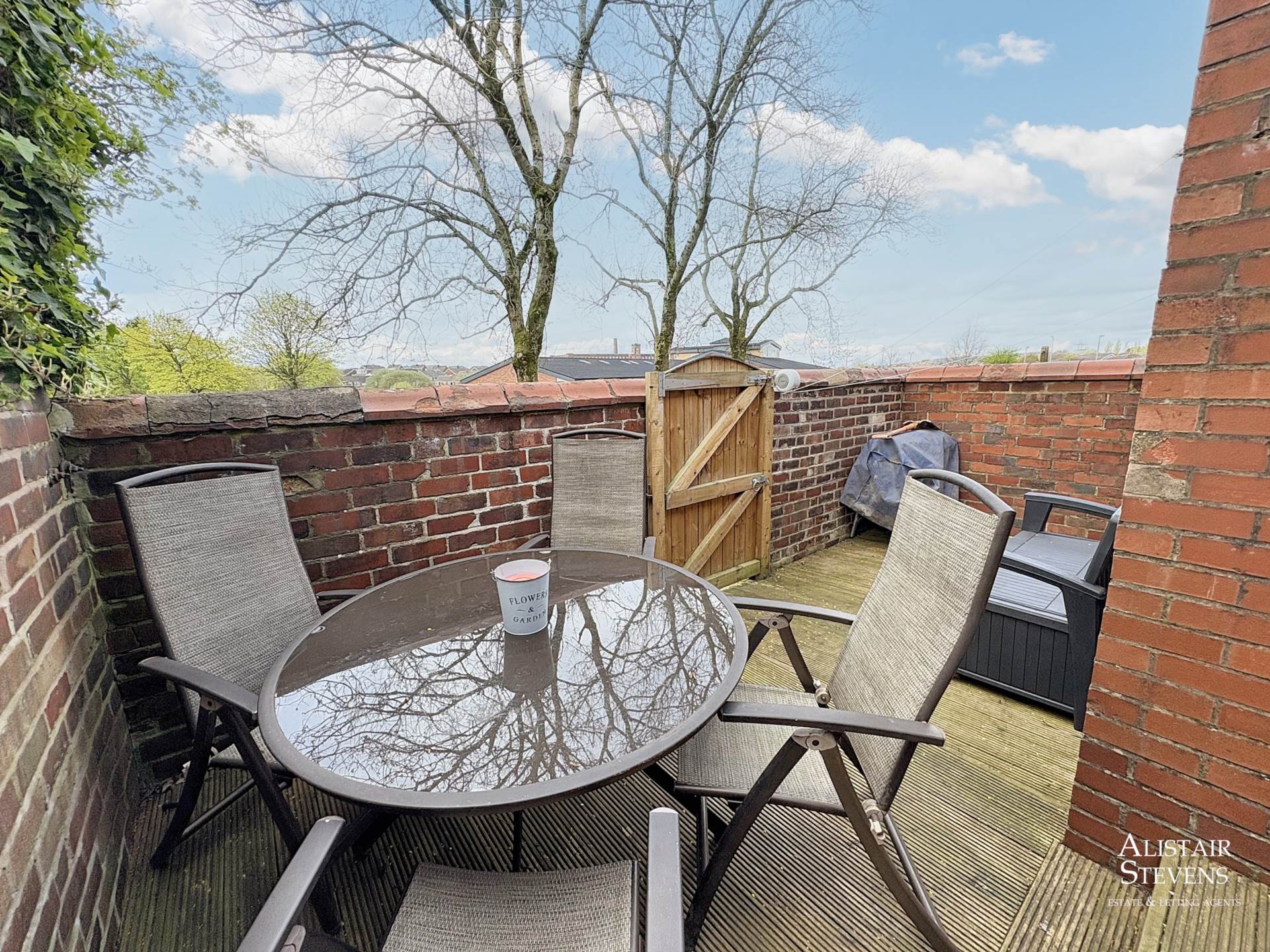 Blackshaw Lane, Royton, Image 15