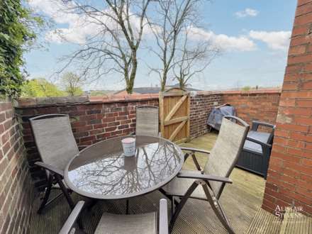 Blackshaw Lane, Royton, Image 15