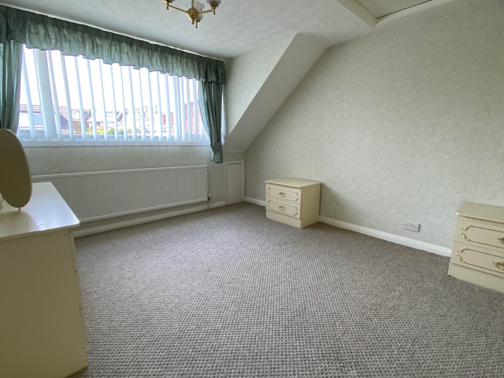 Rockingham Close, Crompton Fold, Image 18