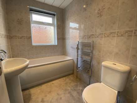 Rockingham Close, Crompton Fold, Image 12