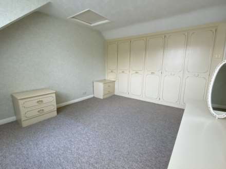 Rockingham Close, Crompton Fold, Image 17