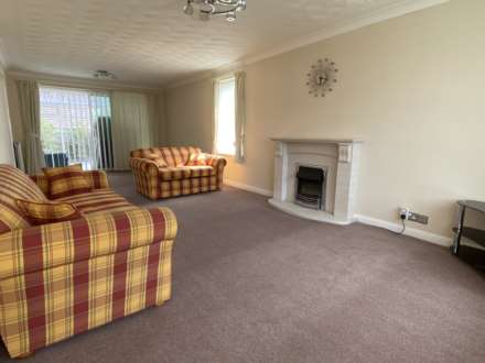Rockingham Close, Crompton Fold, Image 5