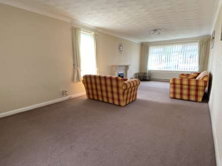Rockingham Close, Crompton Fold, Image 6