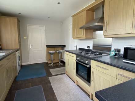 Rockingham Close, Crompton Fold, Image 9