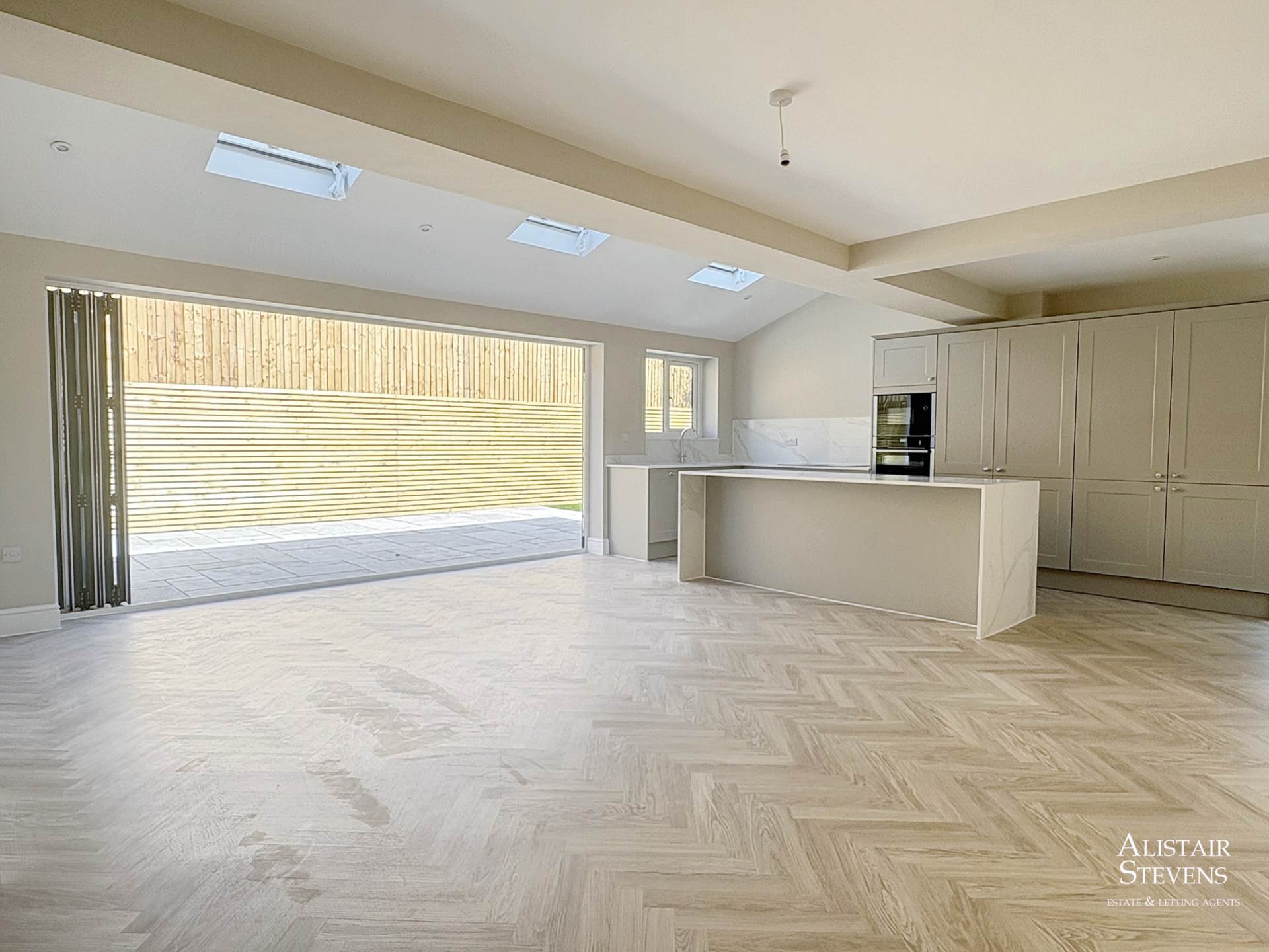 York Road, Chadderton, Image 8