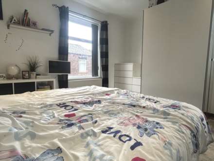 Shepherd Street, Royton, Image 9