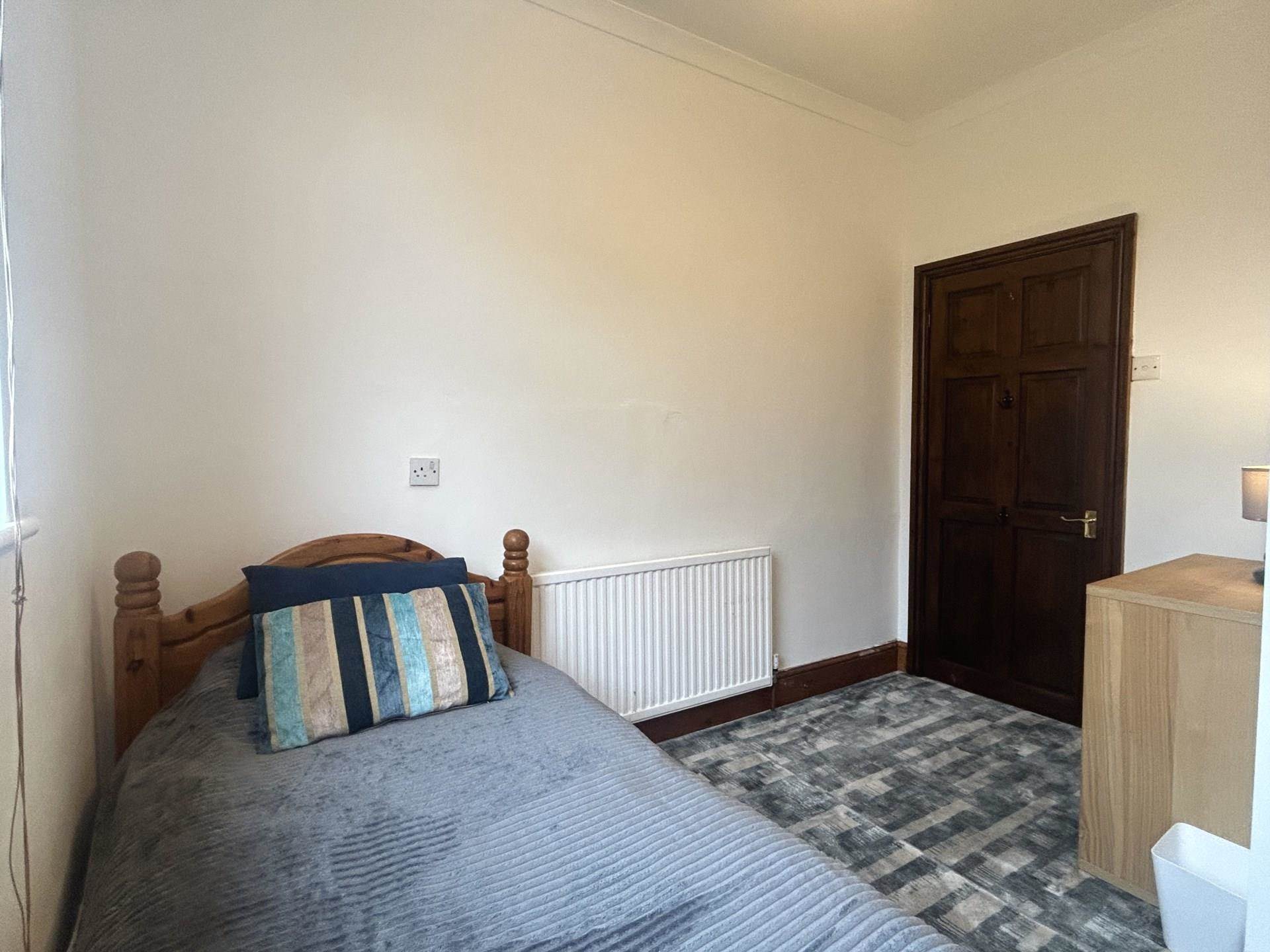 Counthill Road, Oldham, Image 10