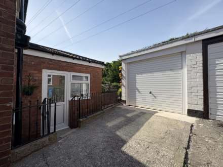 Lime Grove, Royton, Image 13