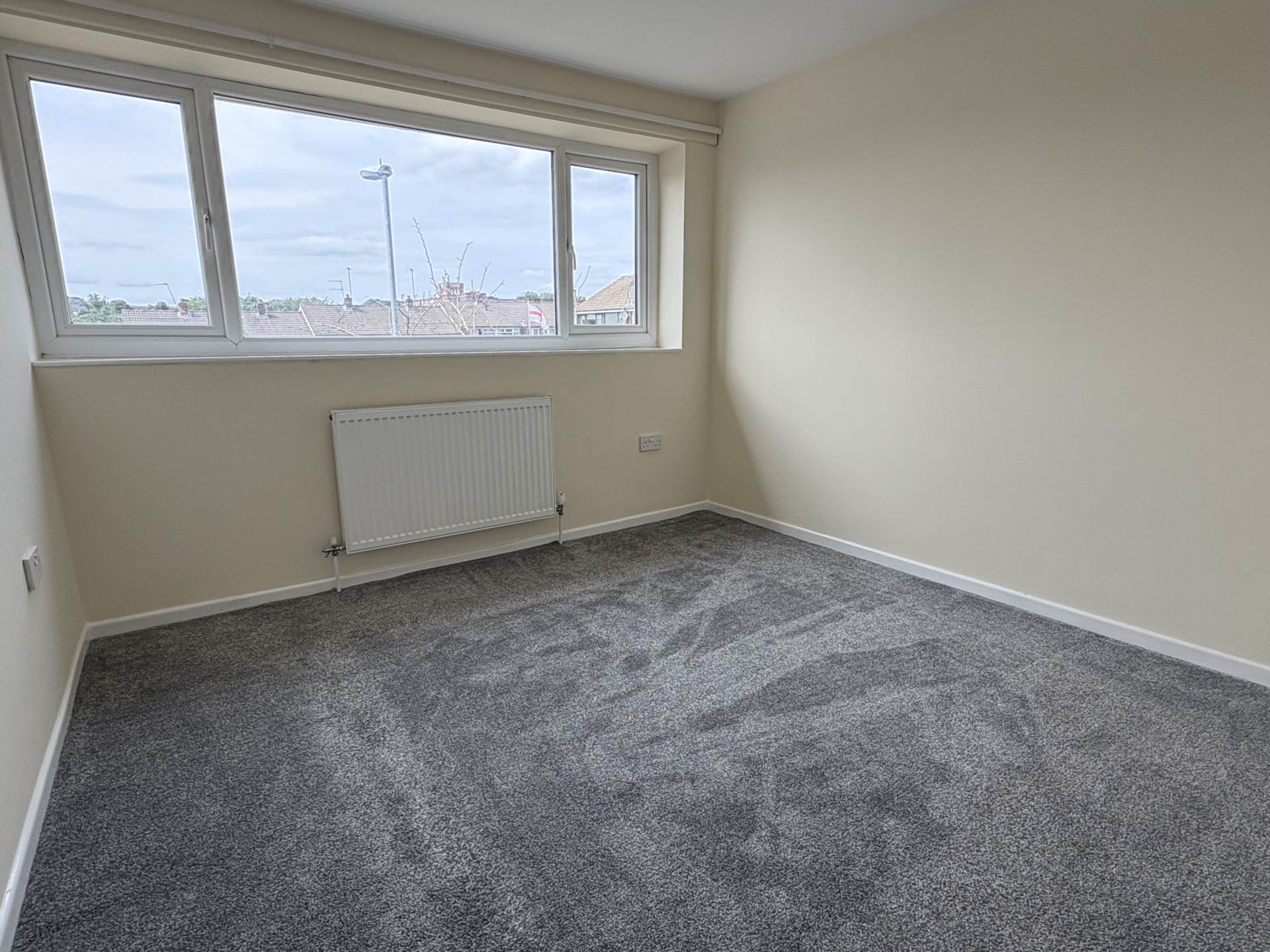 The Sycamores, Lees, Image 6