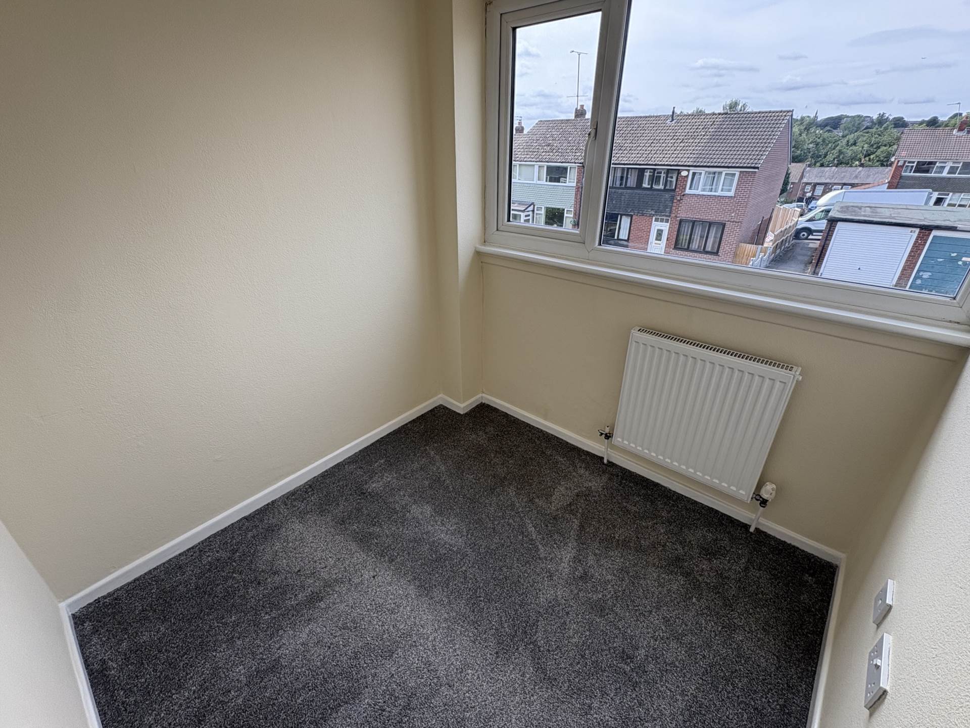 The Sycamores, Lees, Image 9