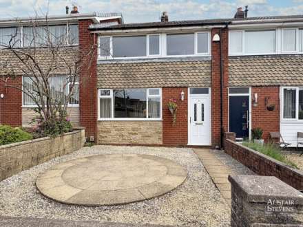 The Sycamores, Lees, Image 1